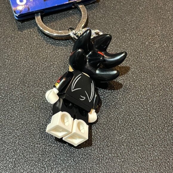 LEGO 854302 Sonic The Hedgehog Shadow Keychain New with Tags - Picture 6 of 12